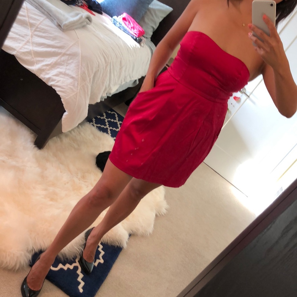 Fuchsia Strapless Satin-like Dress